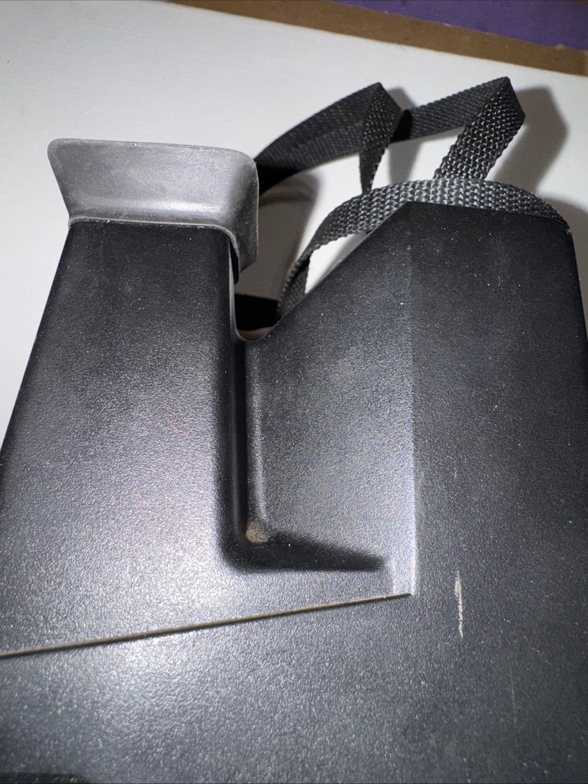 Polaroid Sun 600 LMS Instant Film Camera With Strap used