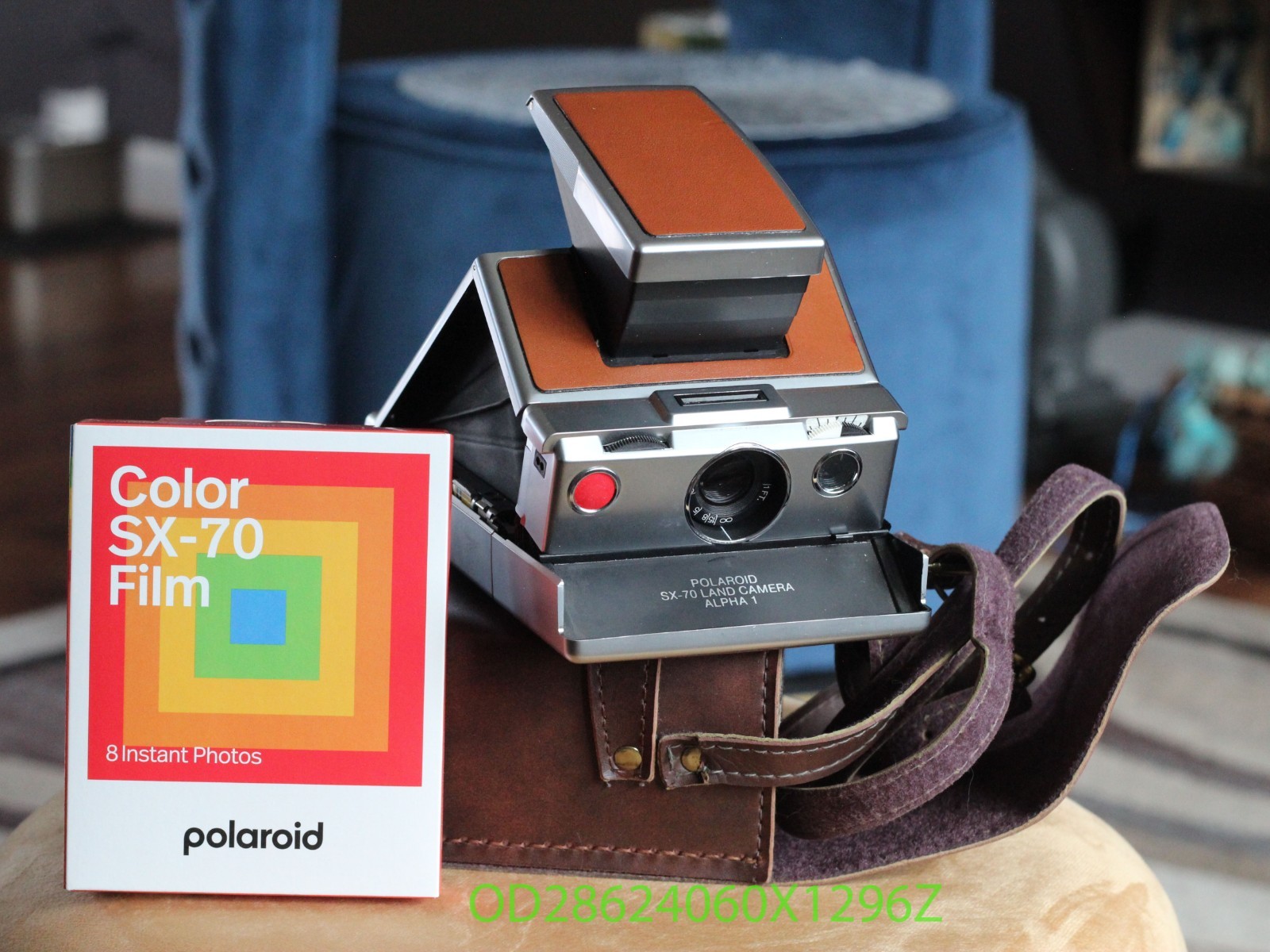 Polaroid SX-70 Alpha 1 Instant Film Camera w/Case includes sx70 film Tested