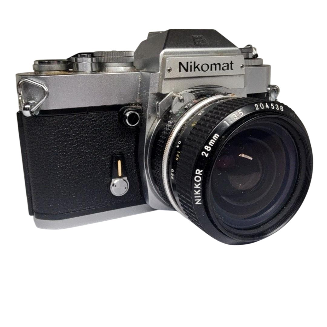 Vintage Nikon Nikomat EL 35mm SLR Film Camera Nikkor 28mm F/3.5 Lens Japan