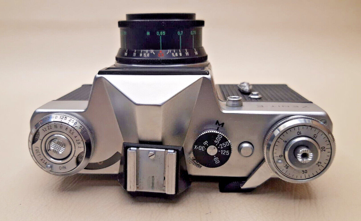 Movie camera 35mm Lens ZENIT E Industar 50-2 M39 Working vintage USSR 1975