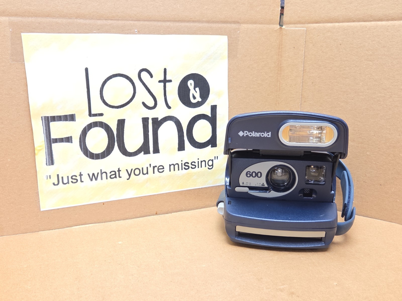 Polaroid 600 Instant Film Camera Navy Blue * UNTESTED SEE PICS