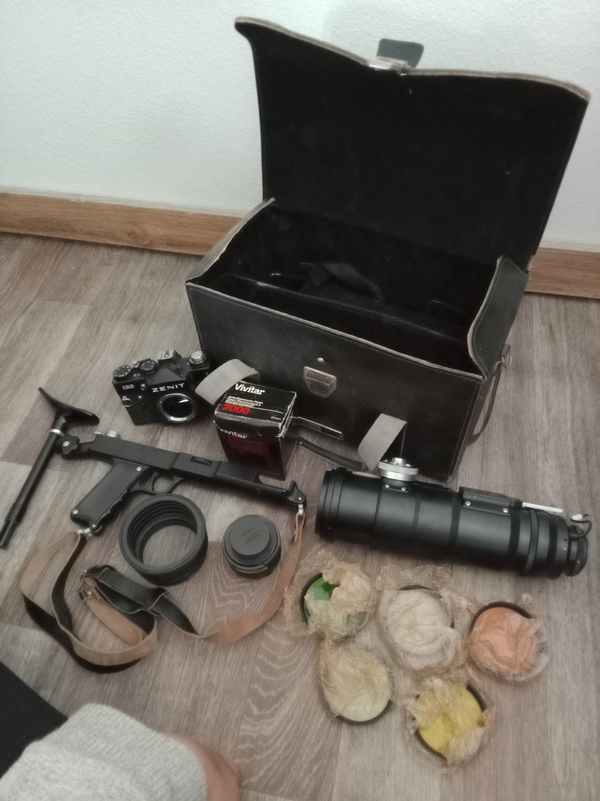 Zenit 12S SLR Camera Kit with Telephoto Lens, Filters, Flash, Accessories
