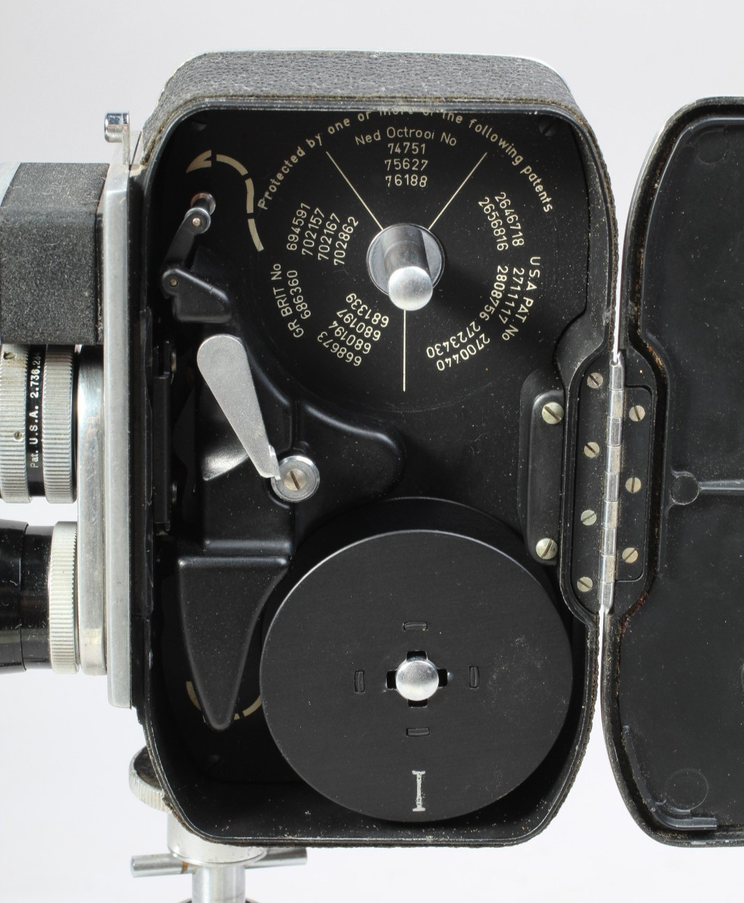 BOLEX B8L REGULAR 8MM MOVIE CAMERA W KERN 13MM 1.9 & 36MM 2.8 LENSES WORKS