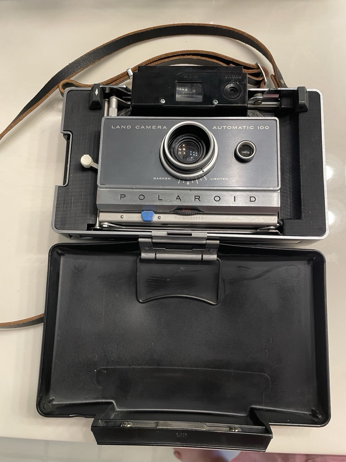 Vintage Polaroid Land Camera Model 100 w/ Original Strap And Case