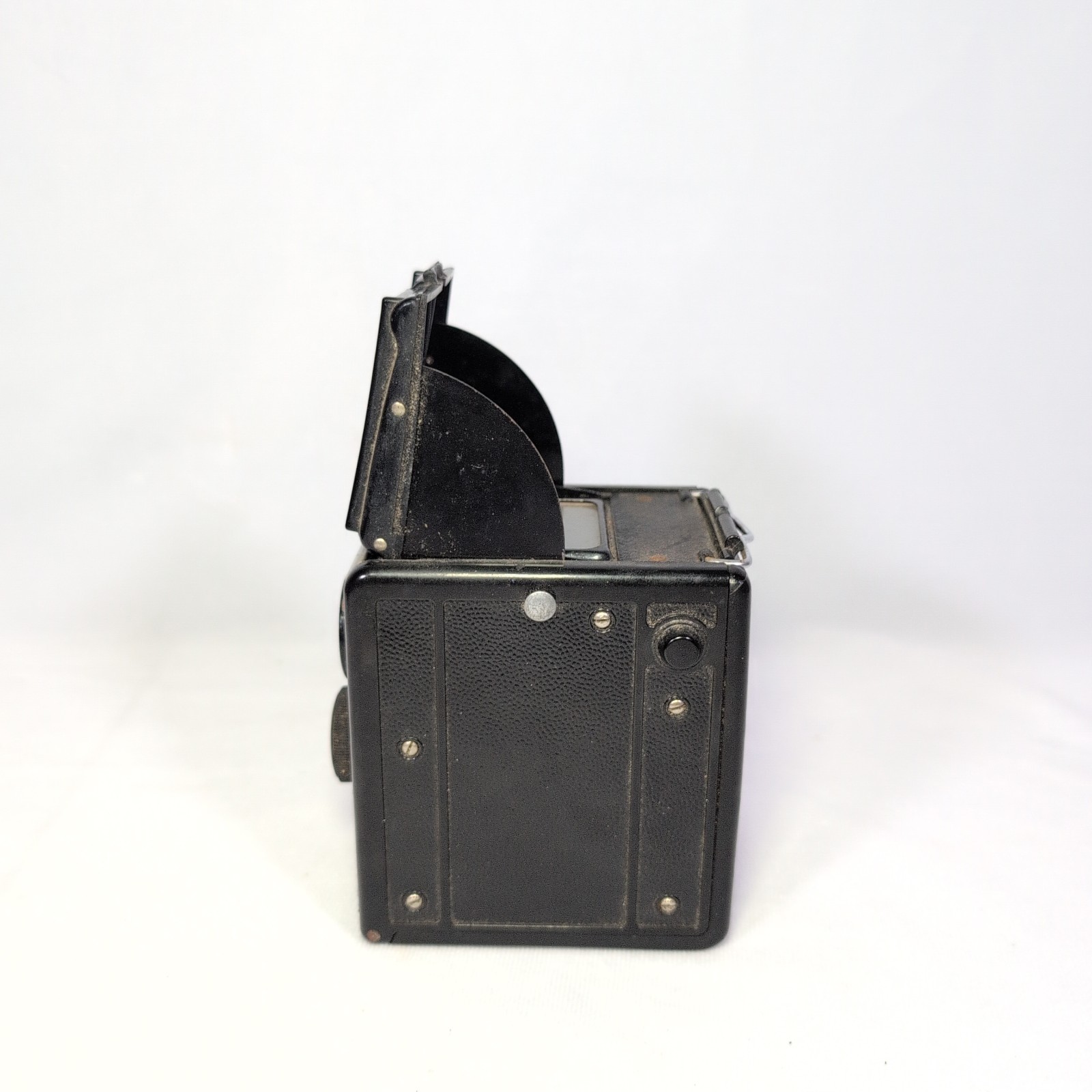 Vintage Spartus Full-Vue Box Camera 120 Film Top View Chicago Made In The USA