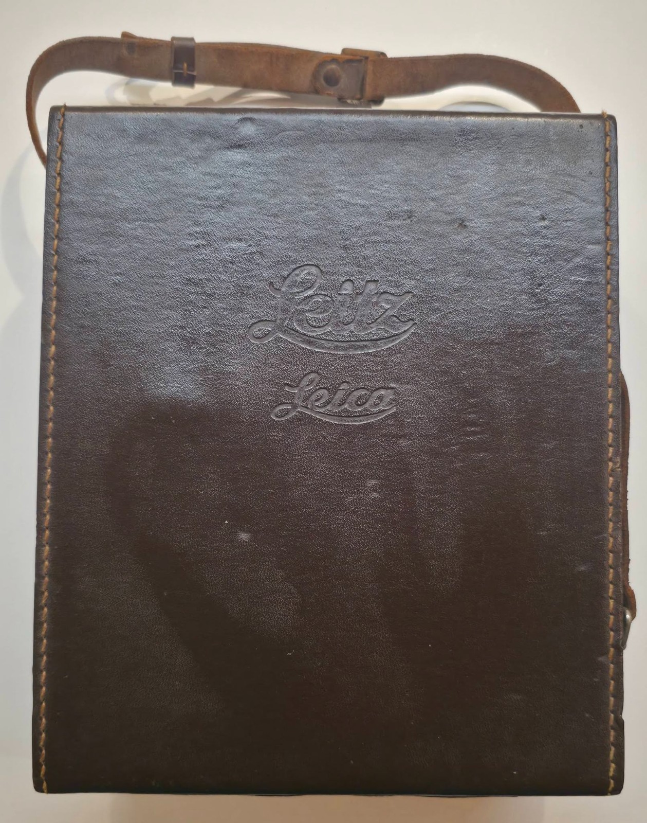 VINTAGE LEITZ / LEICA LEATHER RIGID CAMERA – LENS CASE / BOX #2