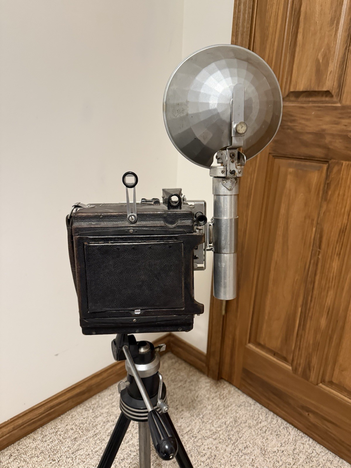 Speed Graphic Black Vintage Folding Camera with Flash Attachment