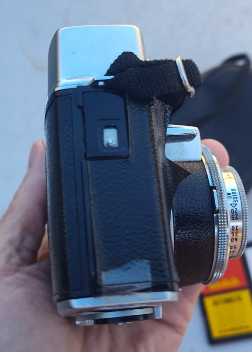 VTG Kodak Automatic 35F 35mm film camera Kodak Ektanar 44mm f:2.8mm lens