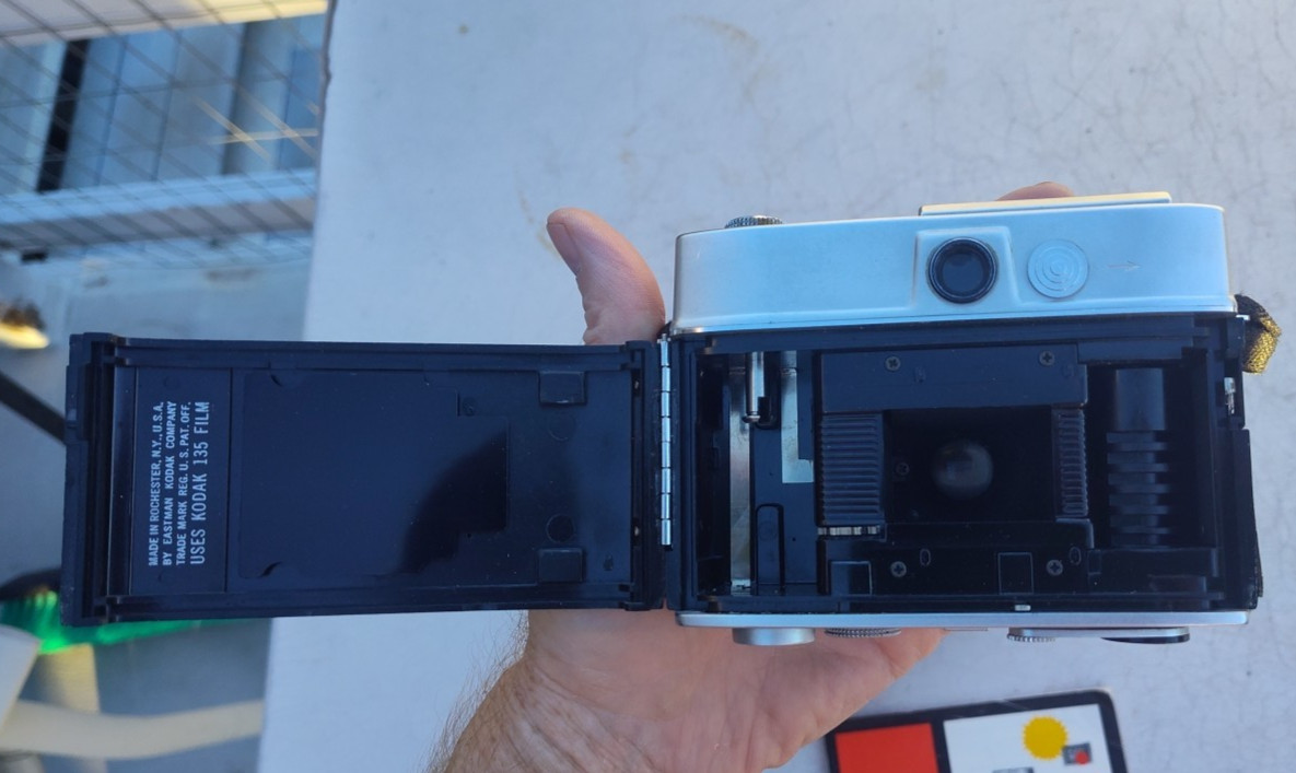 VTG Kodak Automatic 35F 35mm film camera Kodak Ektanar 44mm f:2.8mm lens