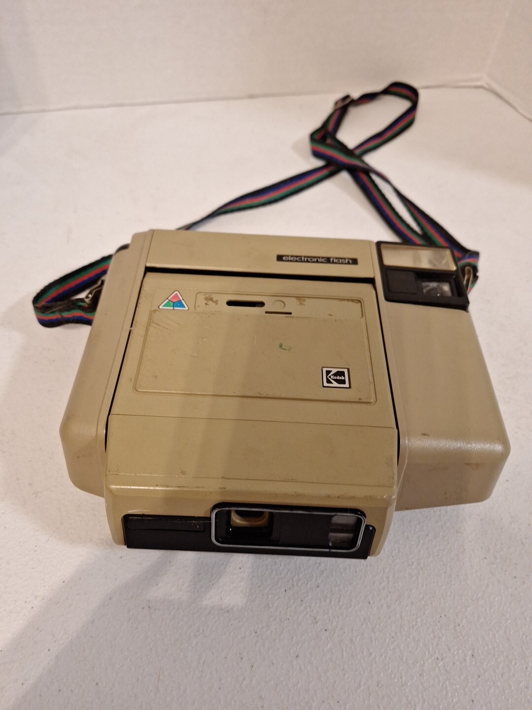 Vintage Kodak PARTY STAR Trim Print Instant CAMERA 1980’s electronic flash