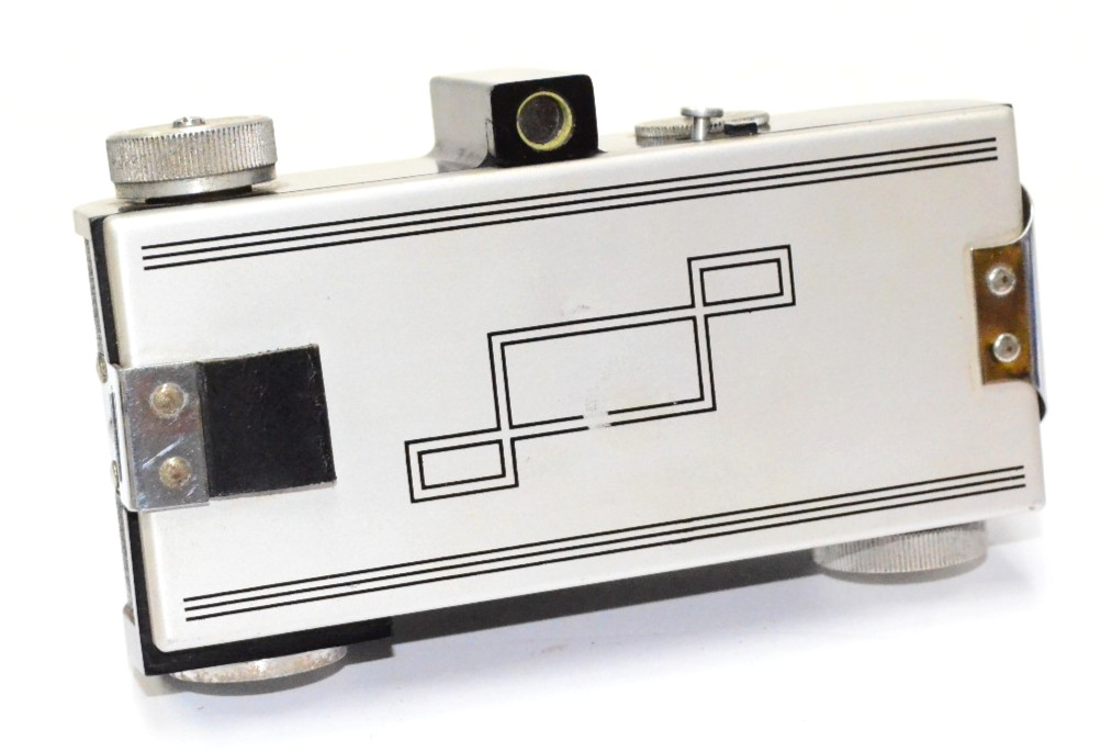 Argus Model A 35mm Art Deco Camera – Shutter Fires – SN:187199