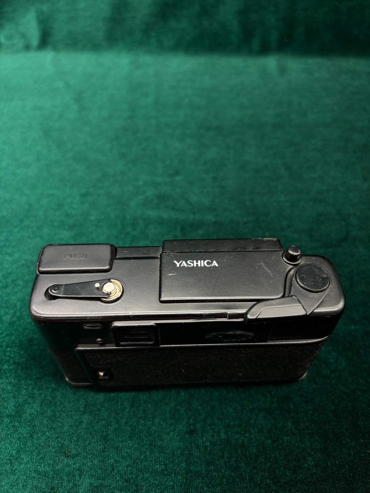 Vintage Yashica Auto Focus Untested