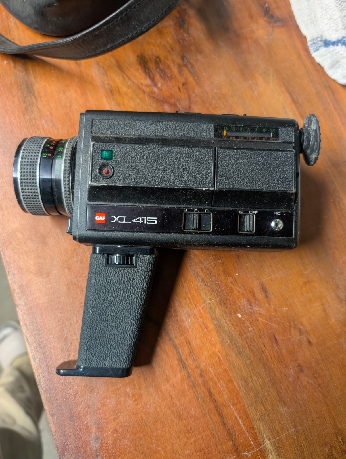 Vintage GAF XL415 Super 8 Movie Camera UNTESTED Comes With Film