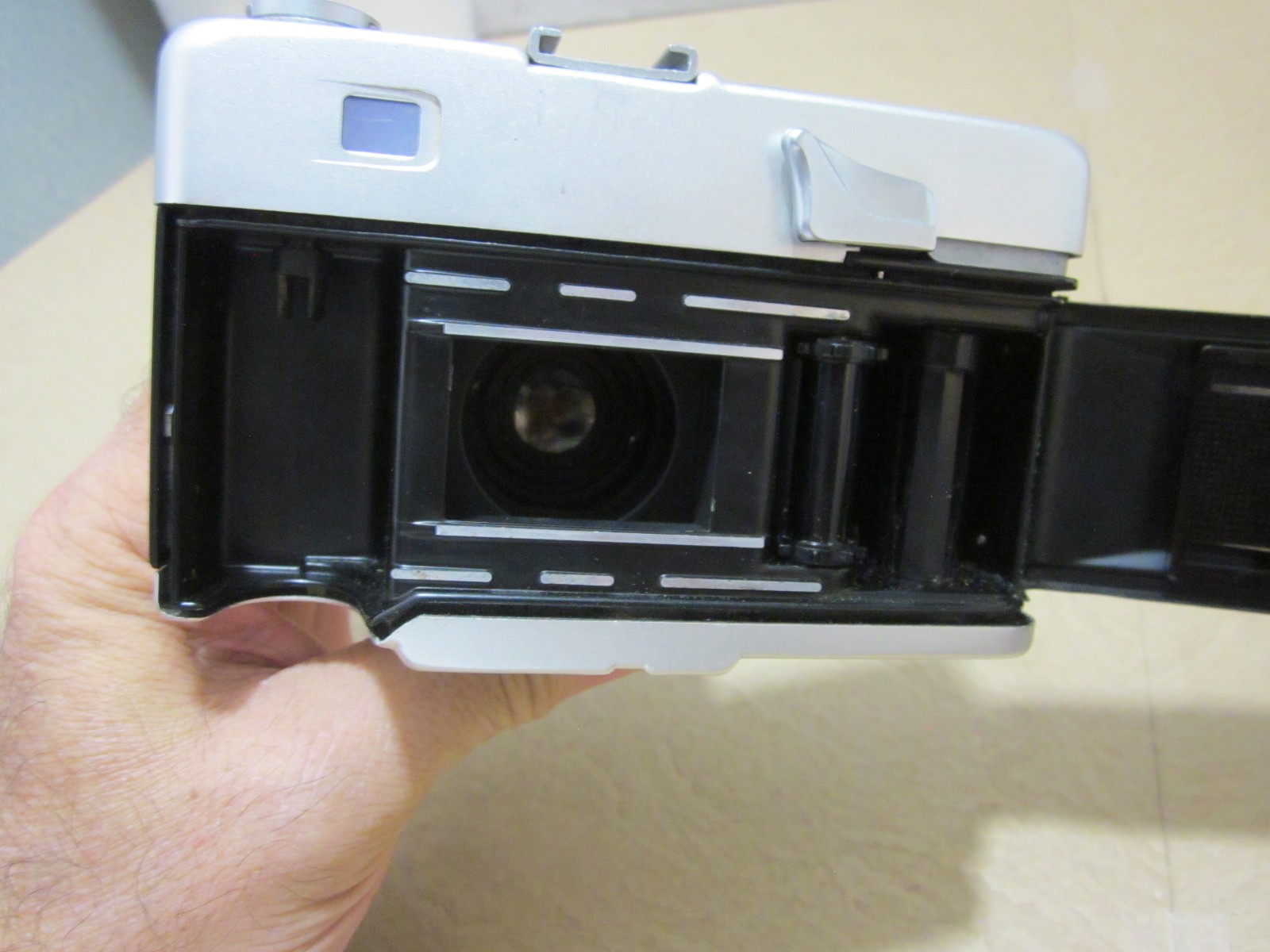 Vintage Petri Racer 35mm Rangefinder Camera 45mm f/2.8 Lens