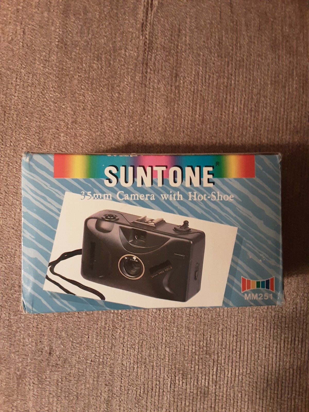 Suntone 35mm Film Camera with Hot Shoe Fixed Focus Vintage MM251 New