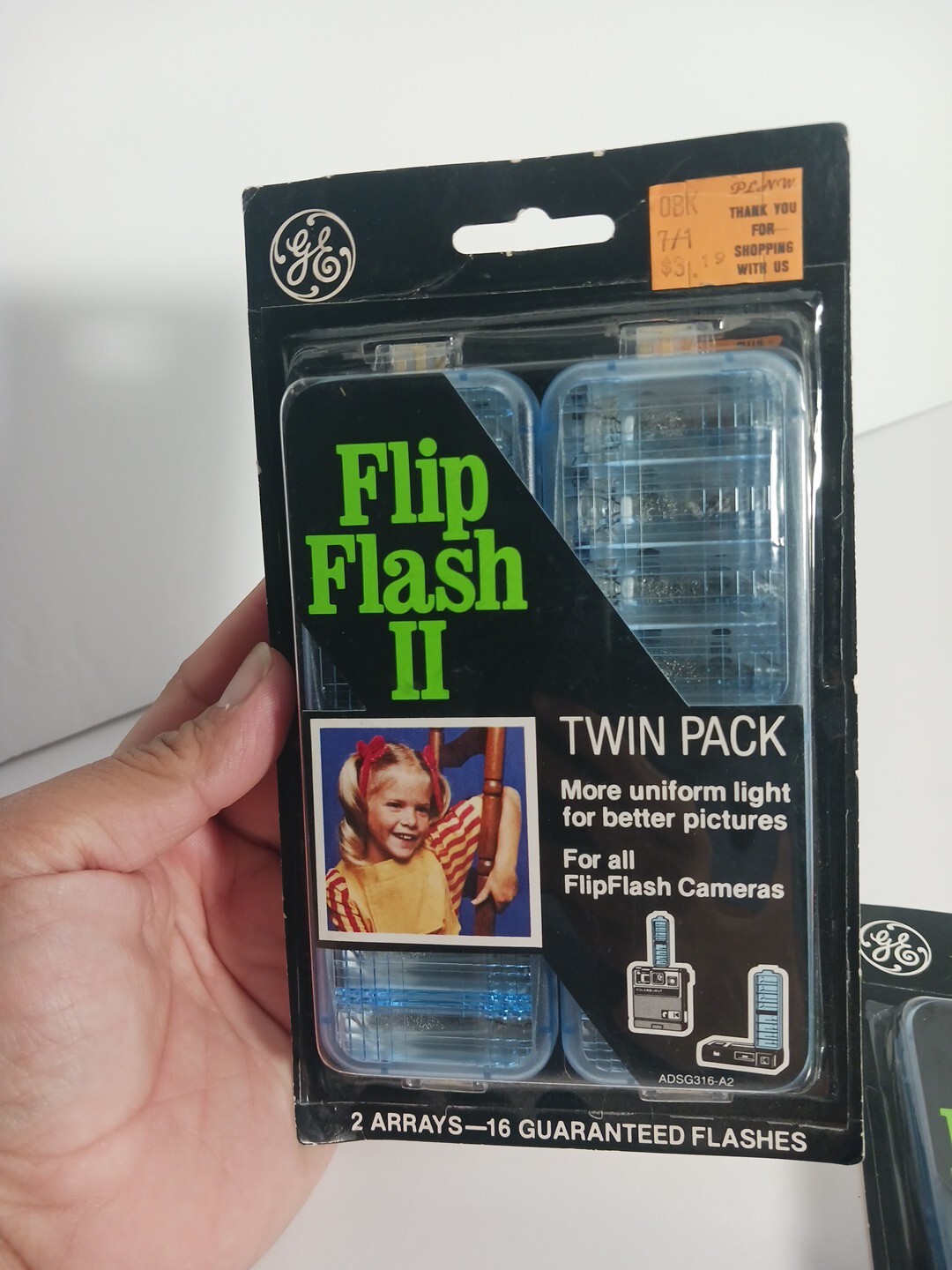 General Electric FlipFlash 2 Twin Pack Vintage Cameras Lot of 2
