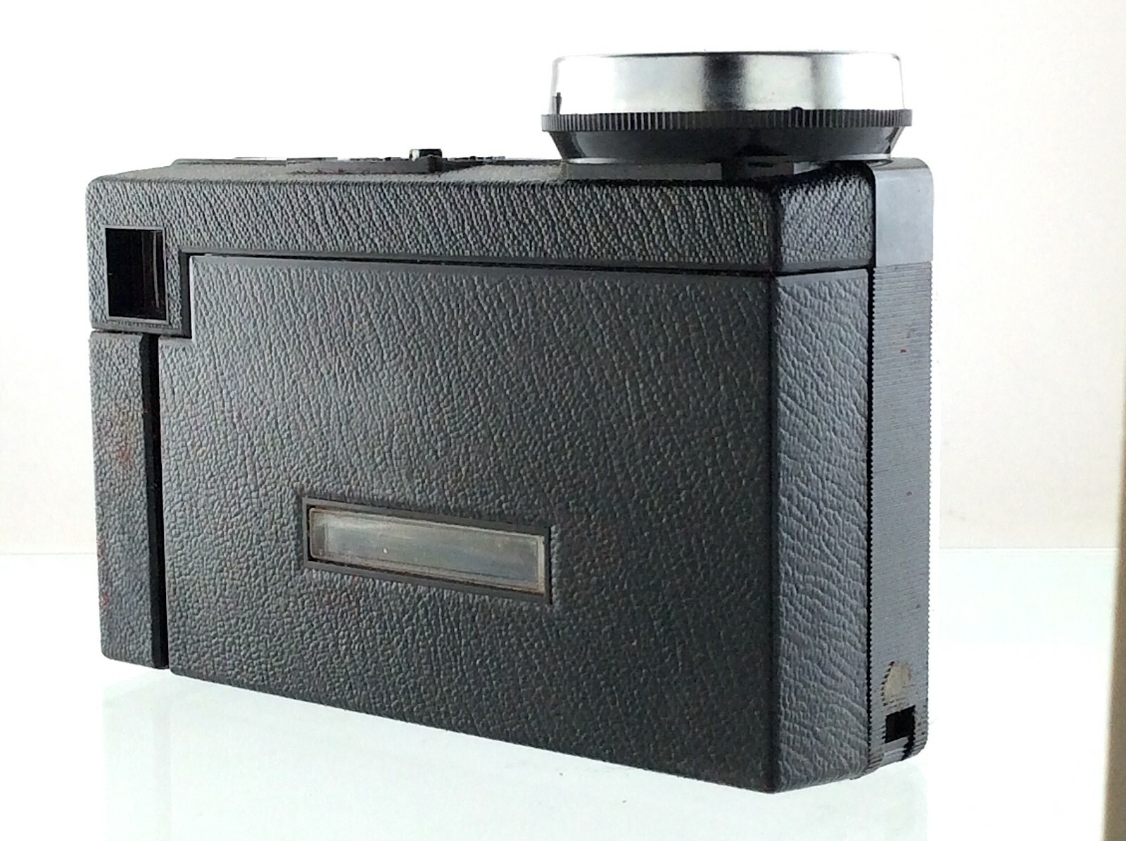 Vintage Kodak Instamatic X-45 Camera and Case Made in Canada Untested Q249