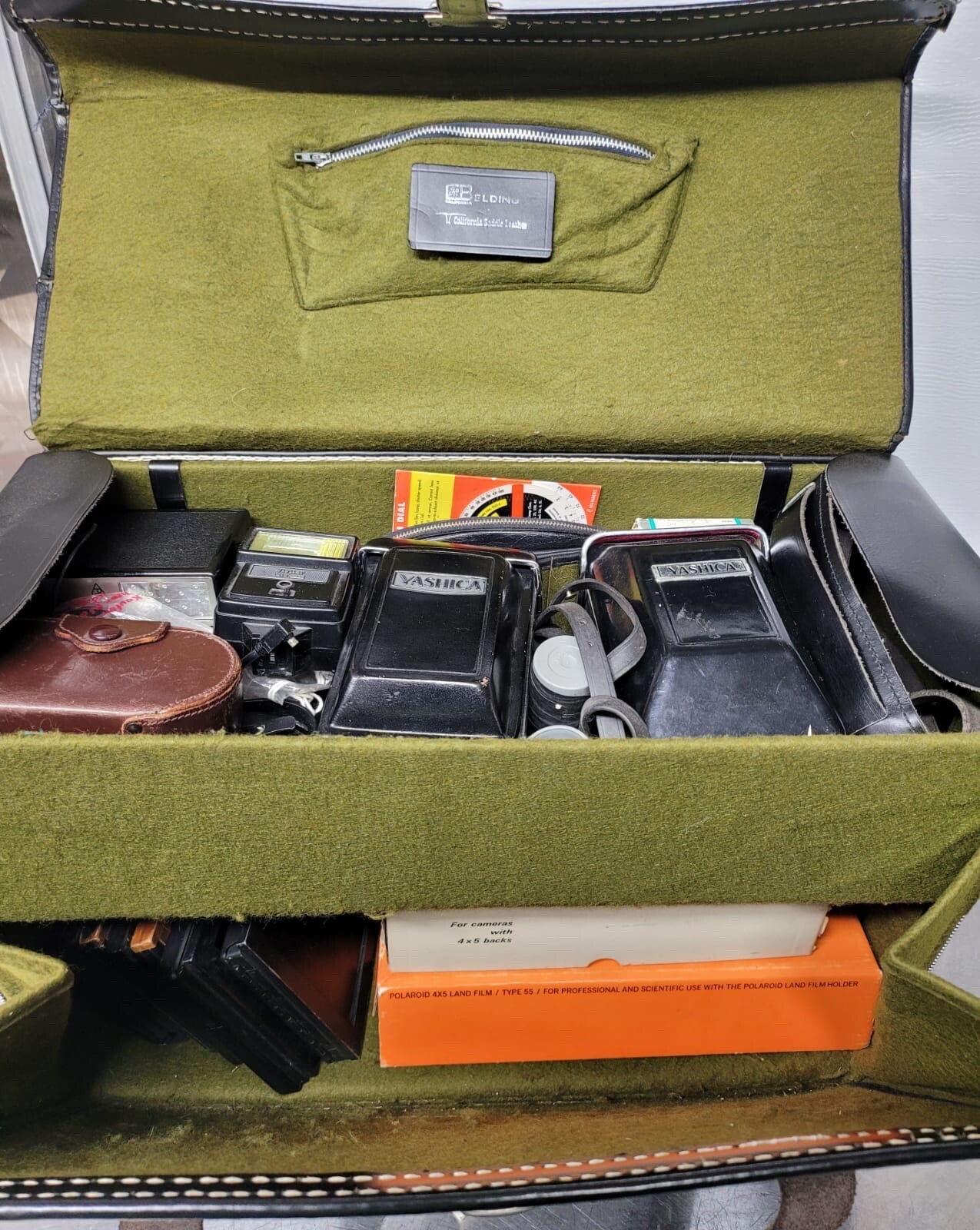 Yashica D Twin Lens Reflex Medium Format Camera Bundle with Original Cases + Bag