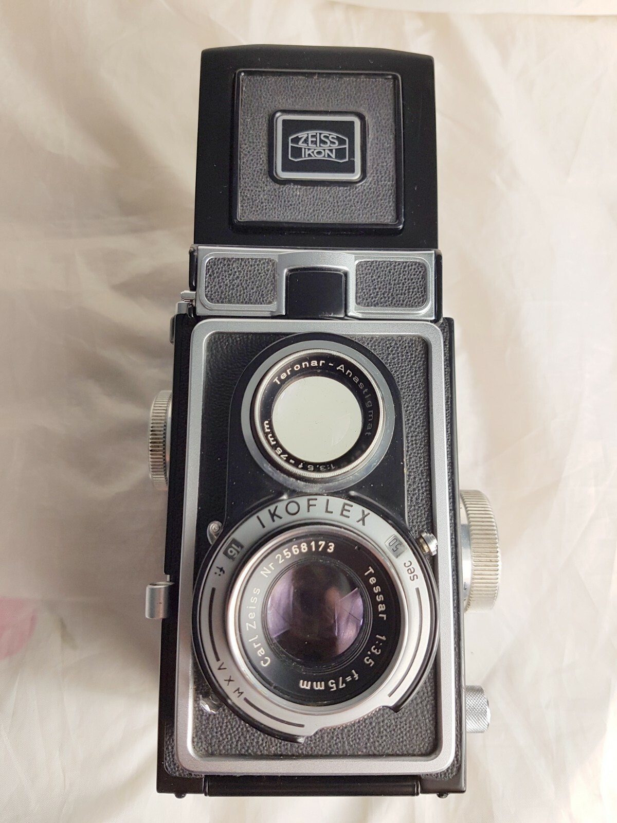 Zeiss Ikon Ikoflex TLR Type Ic 6×6 Medium Format Camera.