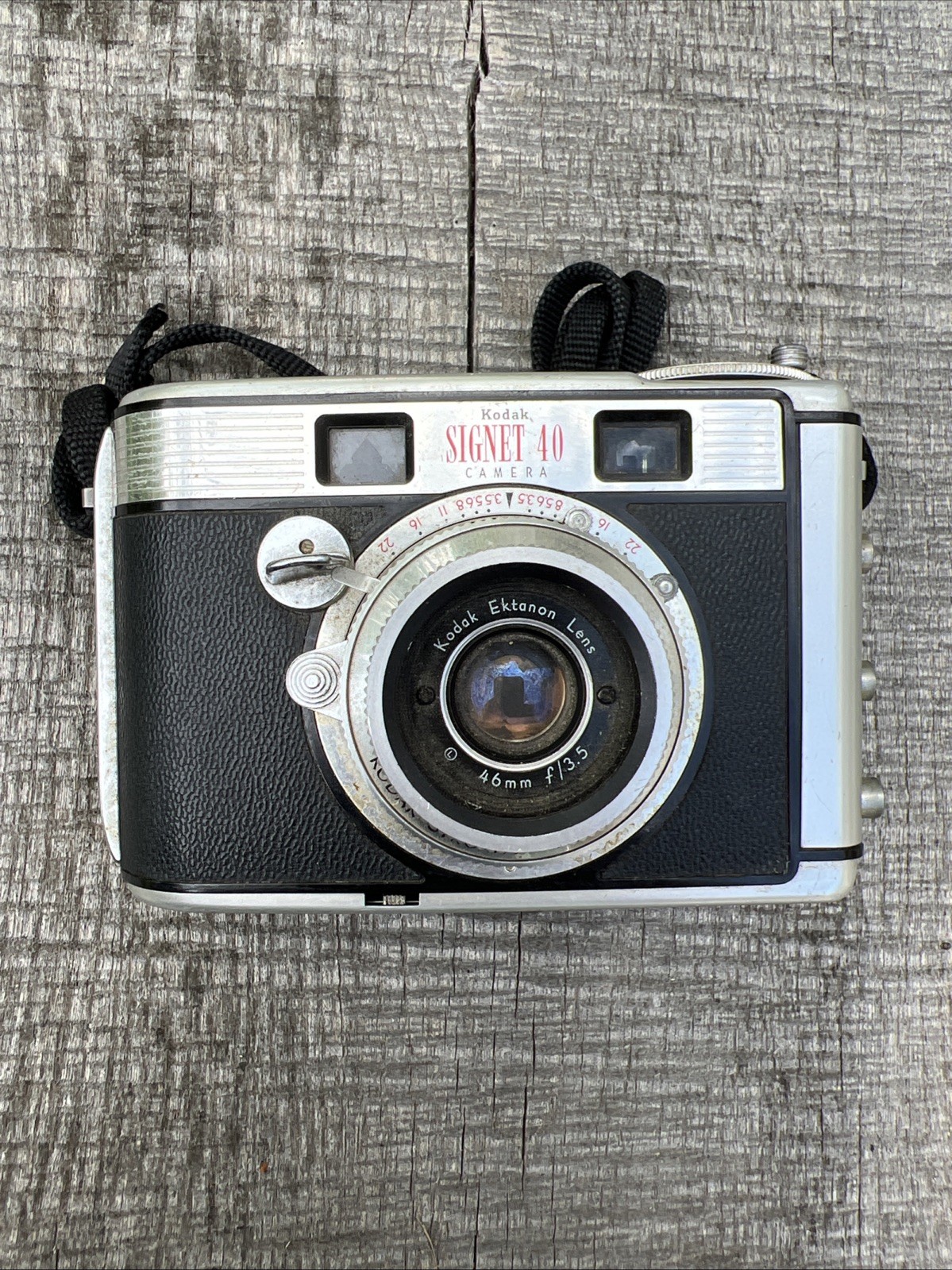 Kodak Signet 40 Rangefinder Camera with Ektanon Lens 46mm f/3.5