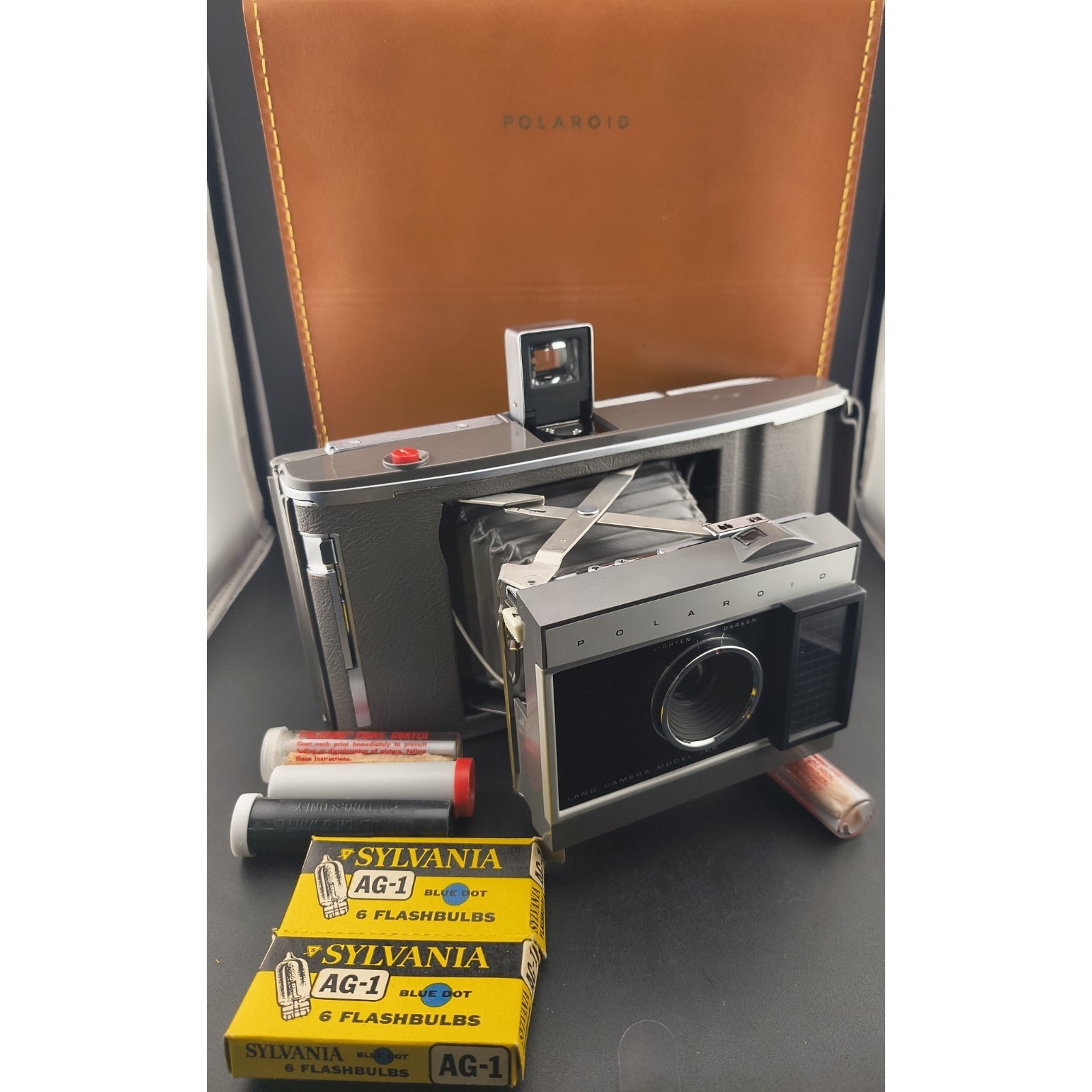 Vintage Polaroid J66 Camera Set – Pristine Bundle with Case & Accessories