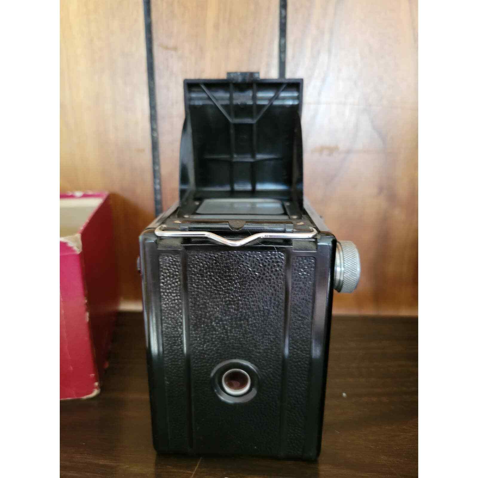 Vintage Spartus Full-Vue Camera BC-101 w/Manual – untested