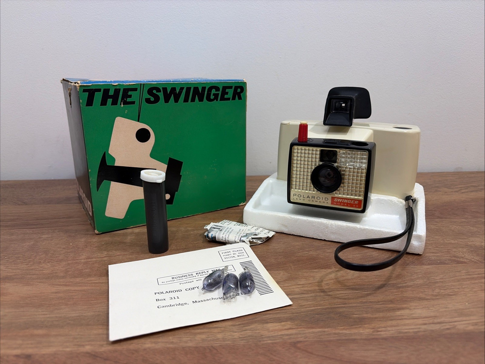 Vintage Polaroid The Swinger Model 20 Land Camera Original Box Manual UNTESTED