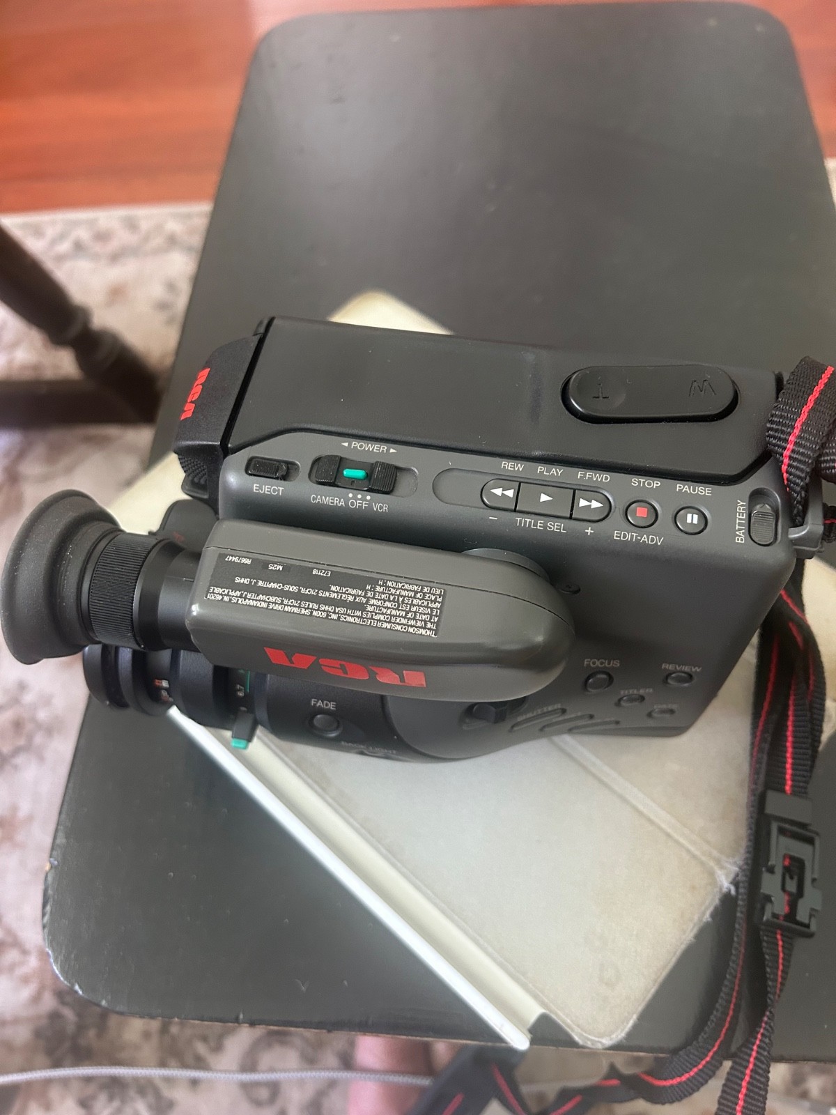 Vintage 1984 RCA Color Video Camera Autofocus with Electronic Viewfinder & Case