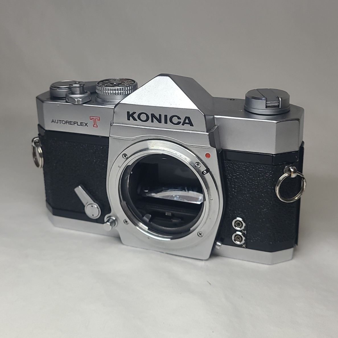 Konica Autoreflex T Vintage 35mm SLR Film Camera Body Only Silver/Black SN