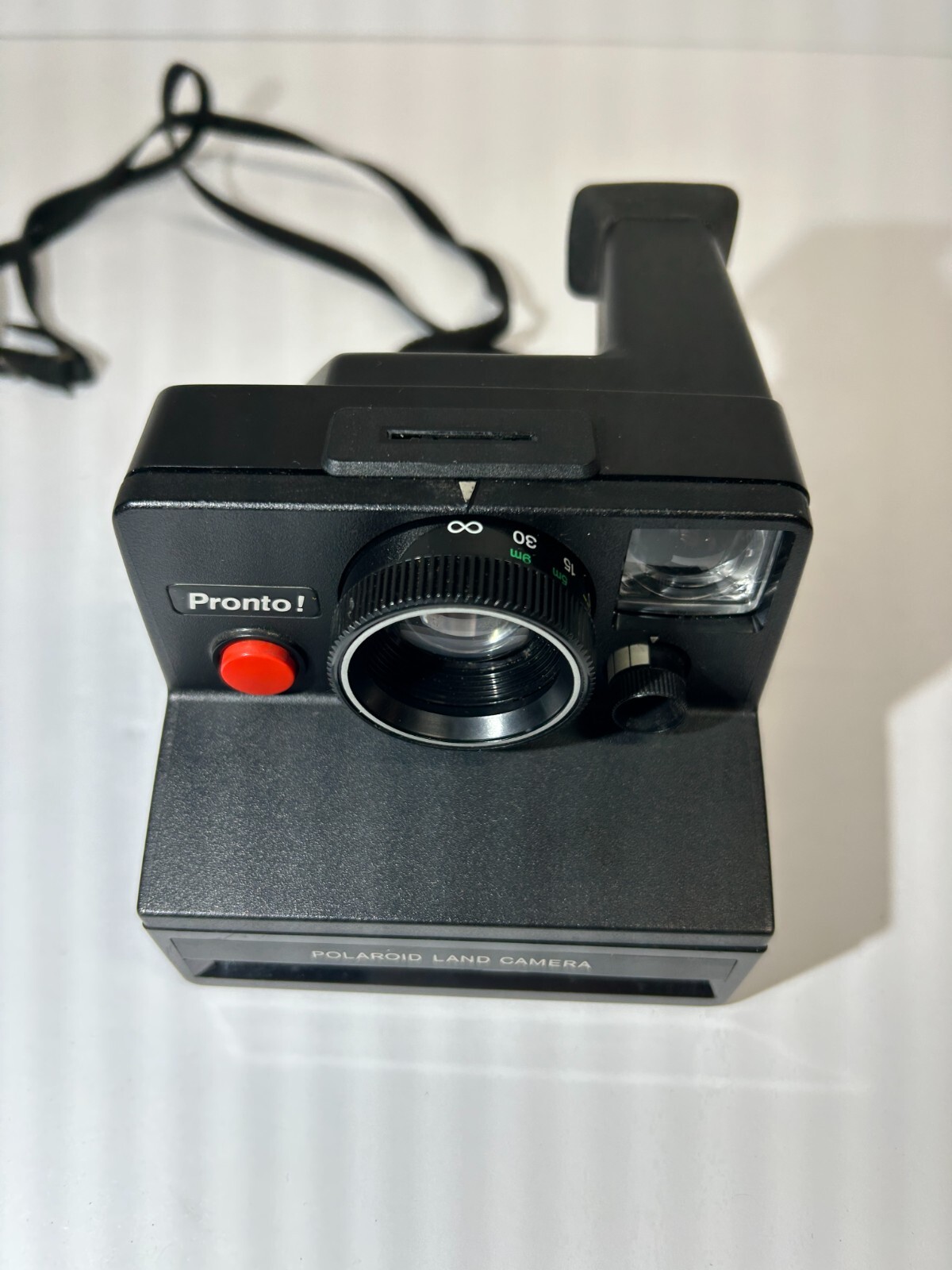 Vintage Polaroid Pronto! RF Instant Land Camera w/ Case Flash & flash – Untested