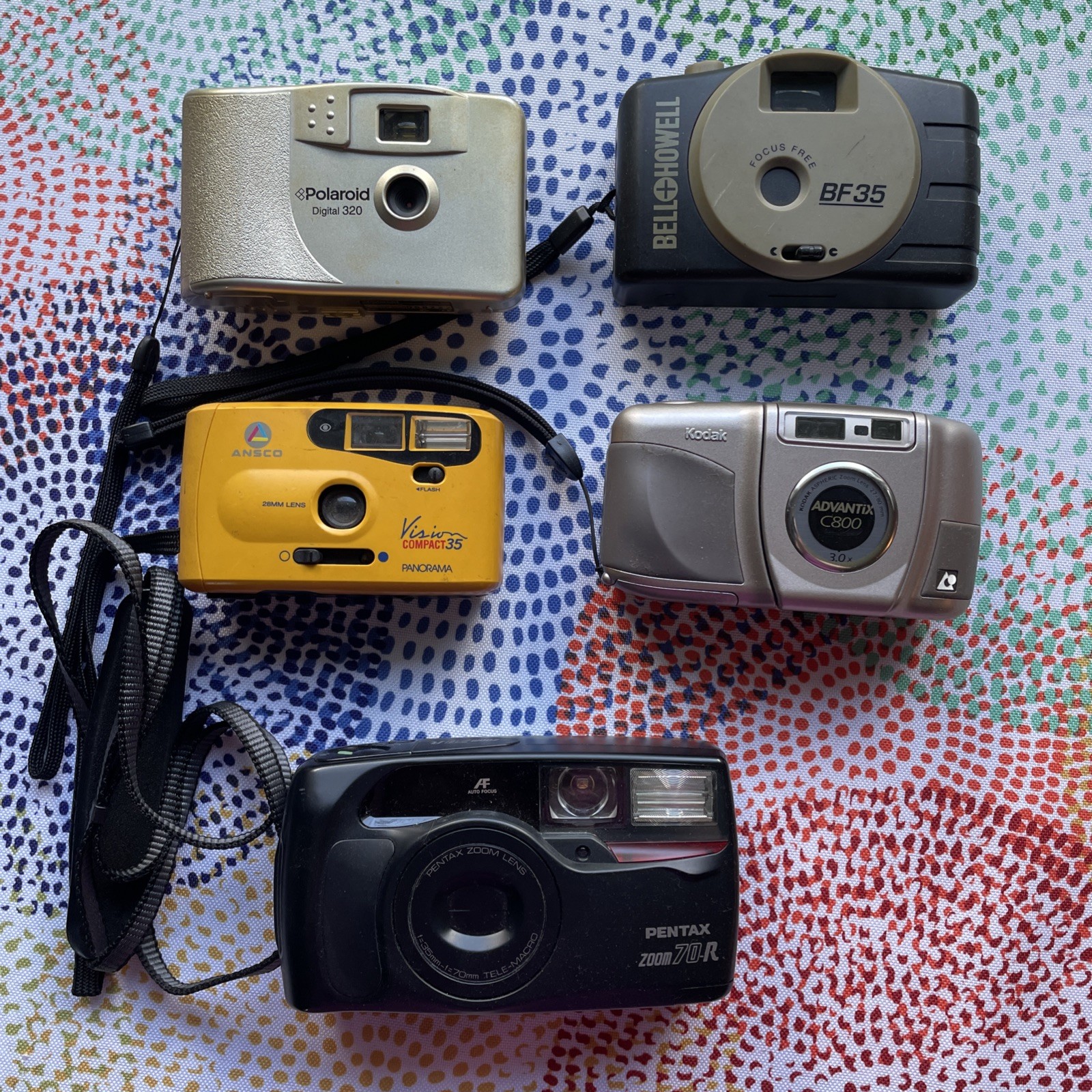 Vintage Cameras Untested Lot Of 5 Various Brands Some With Film In It Good Cond.