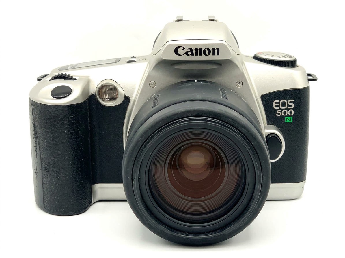 Canon EOS 500N + Tamron 80-210mm f/4.5-5.6 Analog SLR 35mm Silver – Good