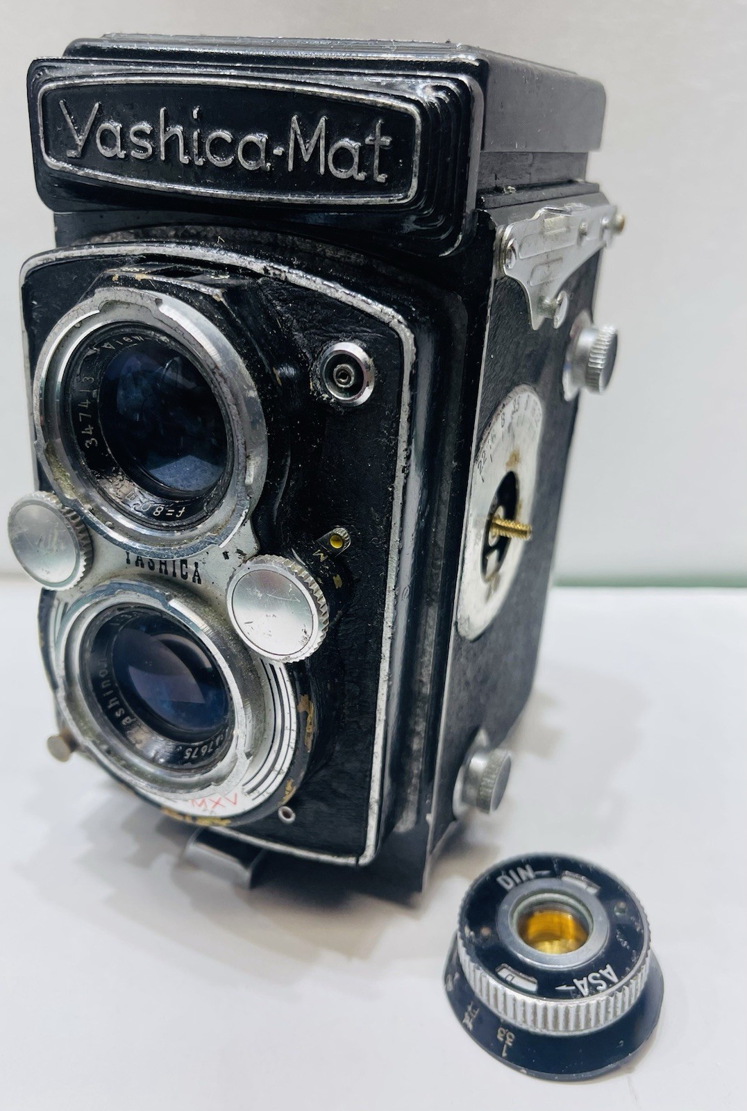 Vintage Yashica MAT-120mm TLR Film Camera