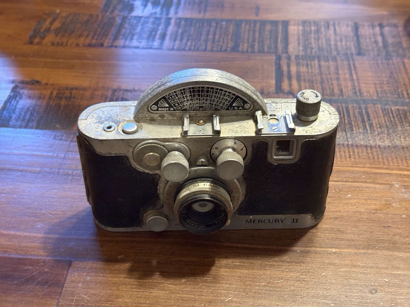 Universal Camera Corp., Mercury II-Model CX Vintage Camera 35mm 2.7