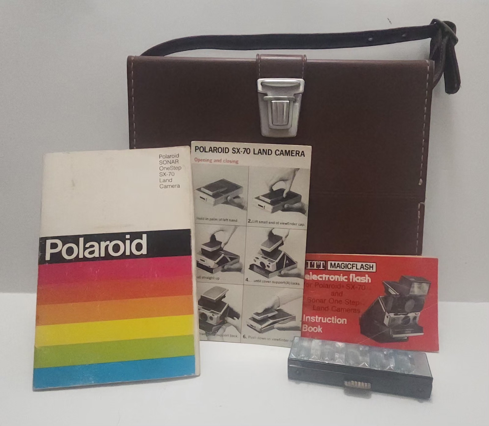 VTG Polaroid Sonar OneStep SX-70 Camera Case Brown Leather w/ Manuals Flash Bar