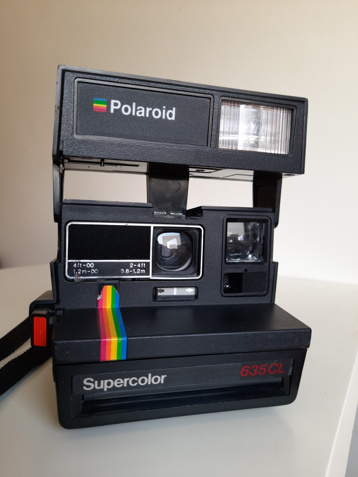 POLAROID SUPERCOLOR 635 CL VINTAGE CAMERA