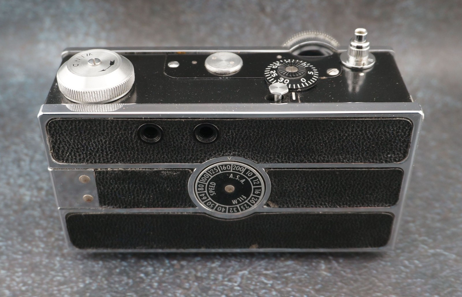 Tested Argus C-3 Brick Camera Kit w/ Soligor 135mm Lens, Bakelite Flashes & Case