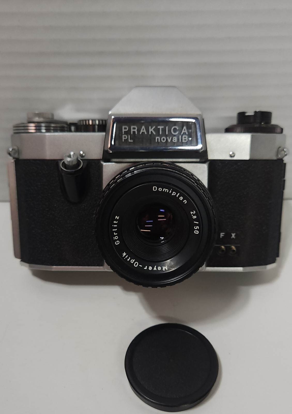 Praktica PL Nova IB-2.8/50mm Meyer Optik Gorlitz Lens w/ Original Carry Case🇩🇪