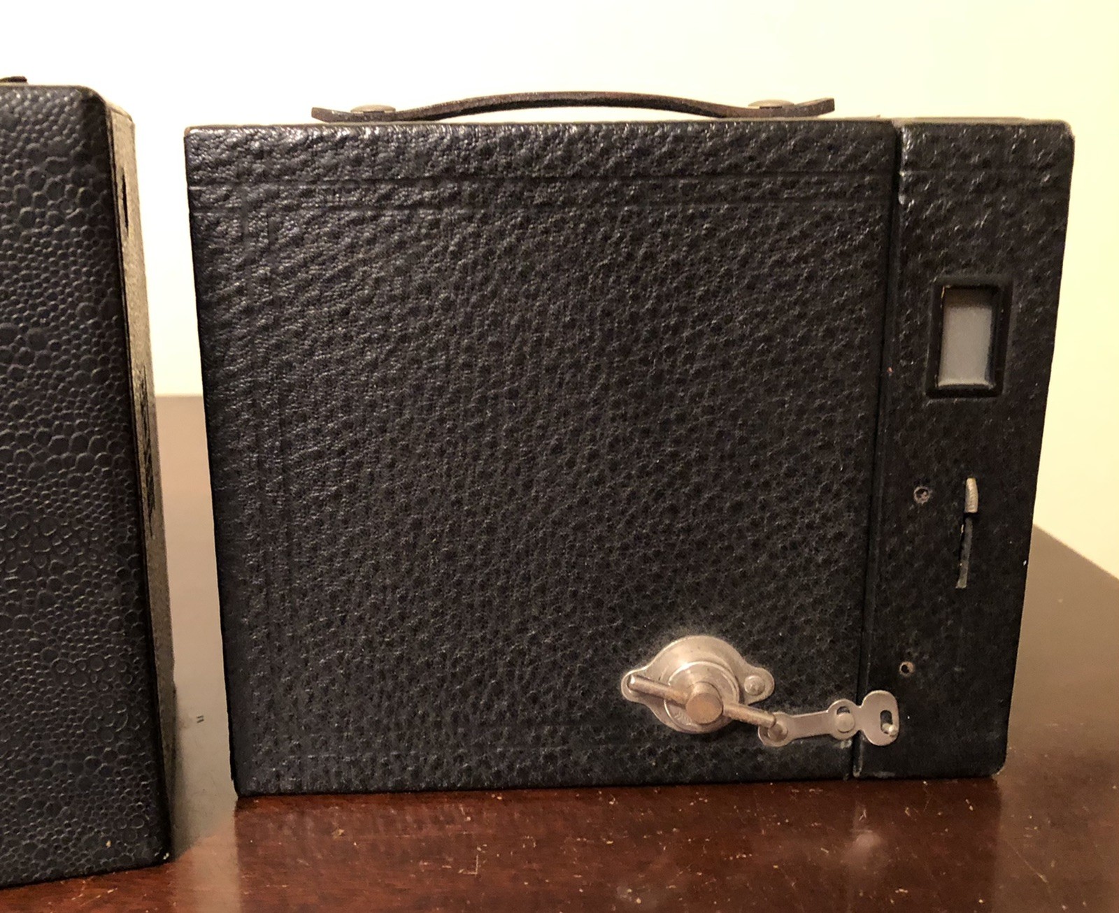 Set of 2 Eastman Kodak Brownie Box Cameras 2A Model B and Rainbow Hawkeye
