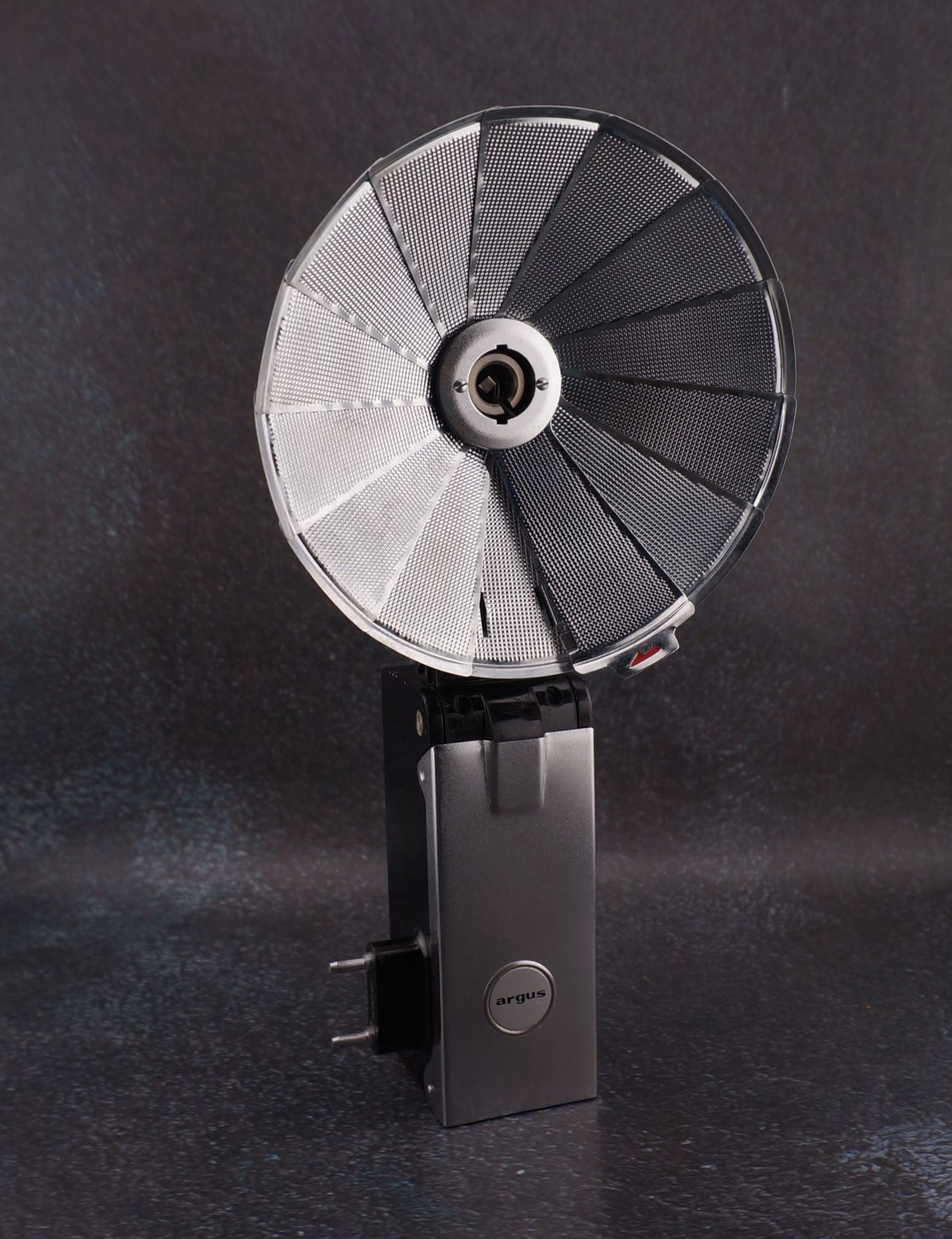 Tested Argus C-3 Brick Camera Kit w/ Soligor 135mm Lens, Bakelite Flashes & Case